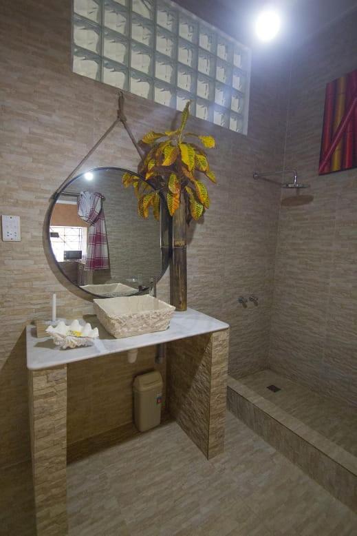Le Comfort Anse Royale Exterior photo